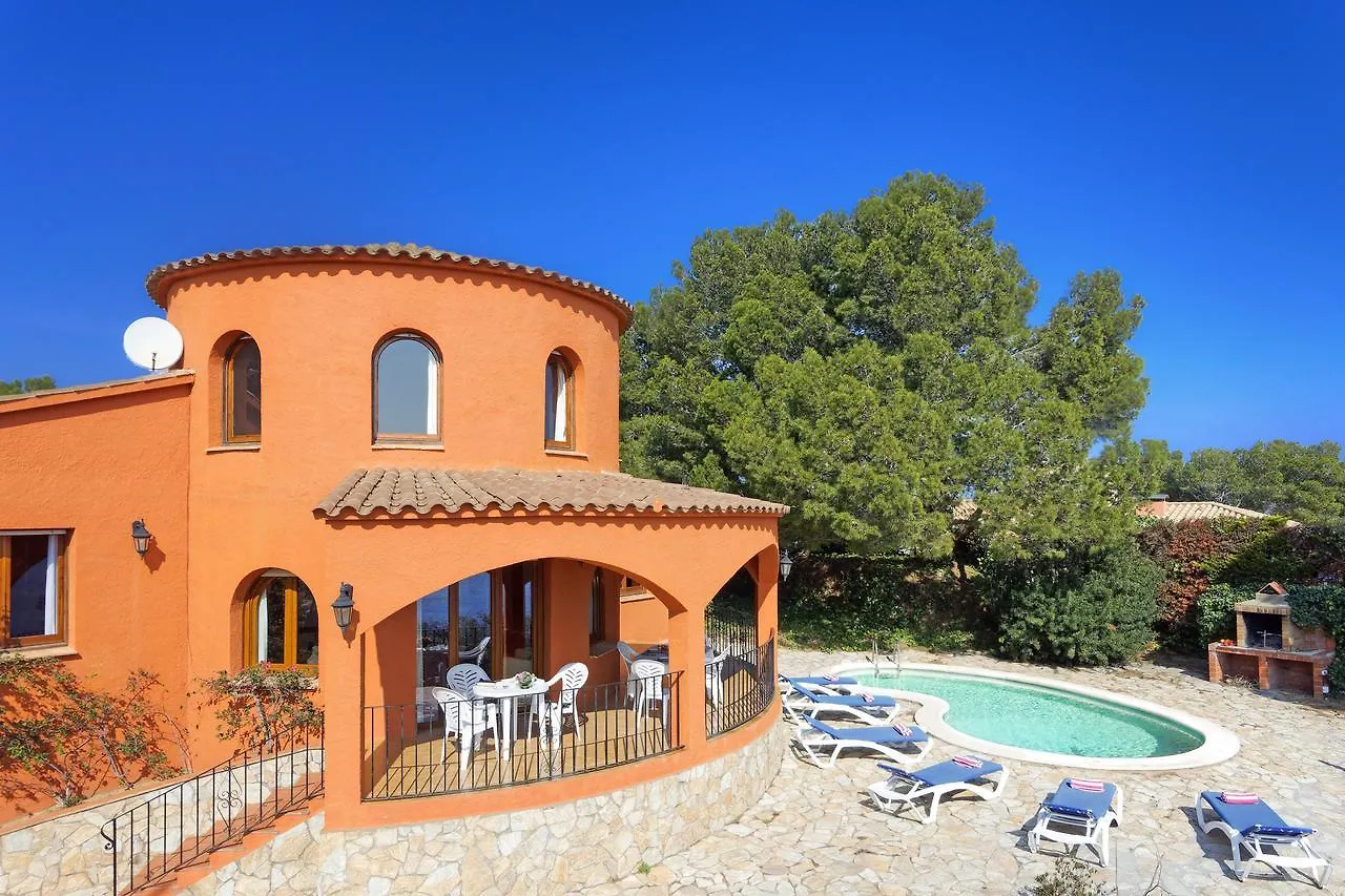 Angela Villa Tamariu Spain